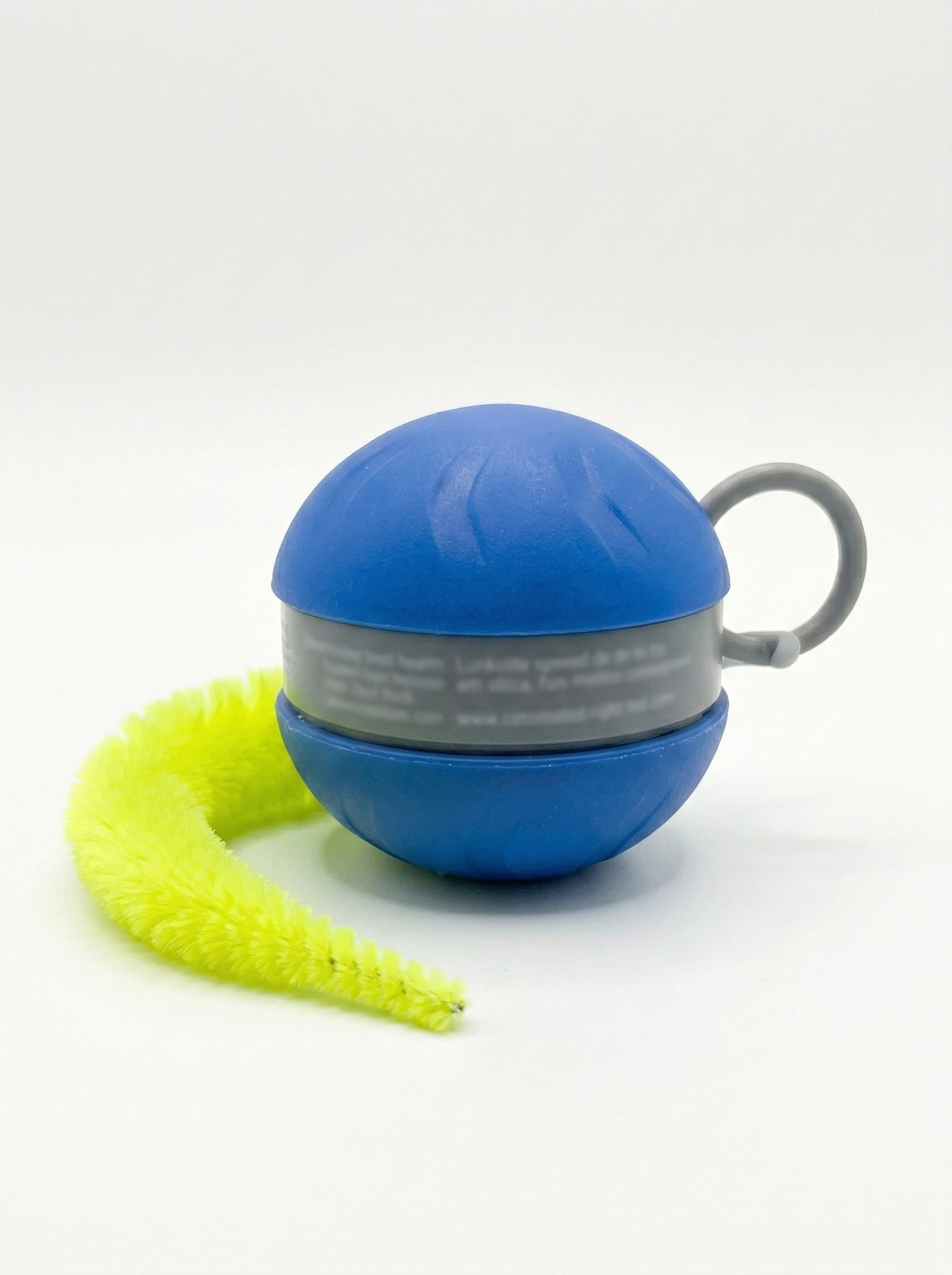 Minge interactivă smart pentru pisici